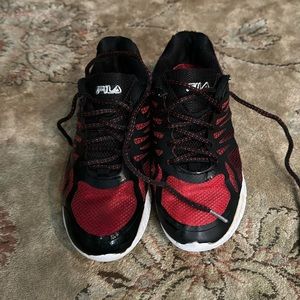 Fila boys sneakers. Black and red size 3